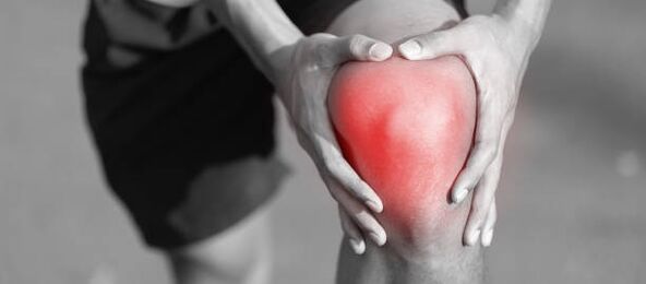 douleur articulaire chez un homme